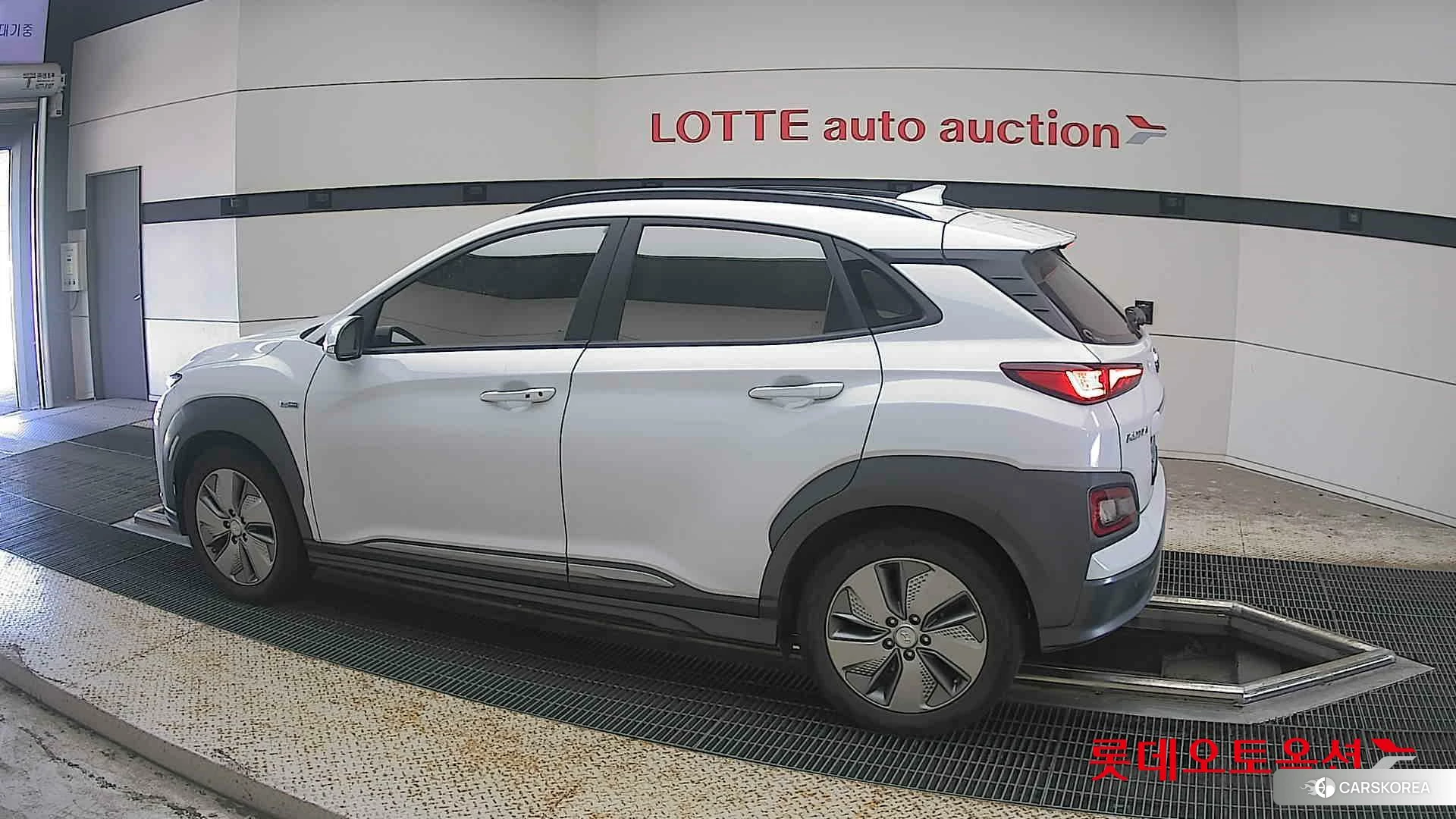 Hyundai KONA Electric 2020 Chokwhite из Кореи, фото 2