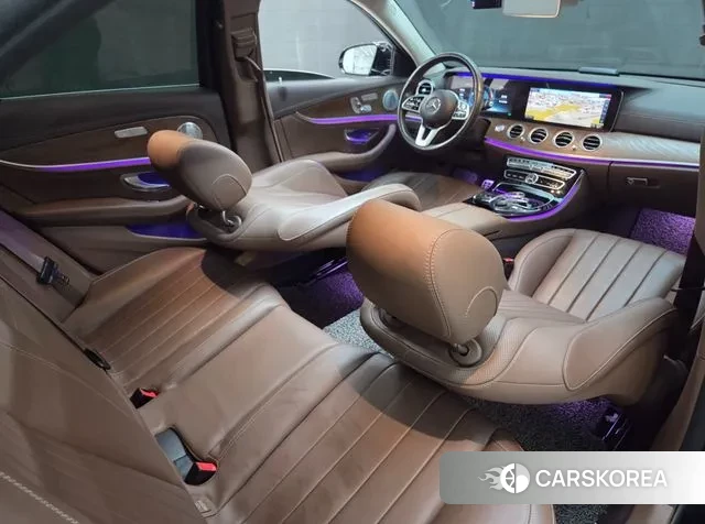 Mercedes-Benz E-Class W213 2019 Черный из Кореи, фото 2