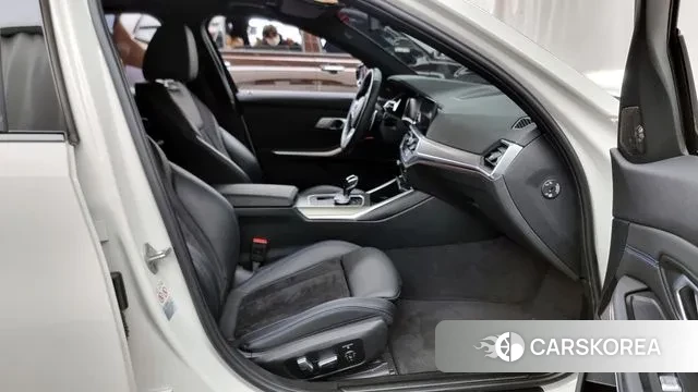 BMW 3 Series (G20) 2020 Белый из Кореи, фото 2