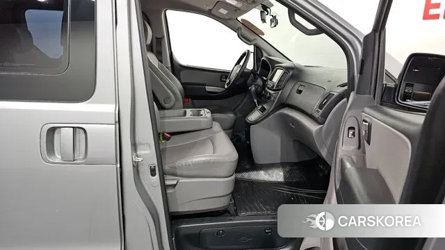 Hyundai The New Grand Starex 2019 Серебряный из Кореи, фото 2