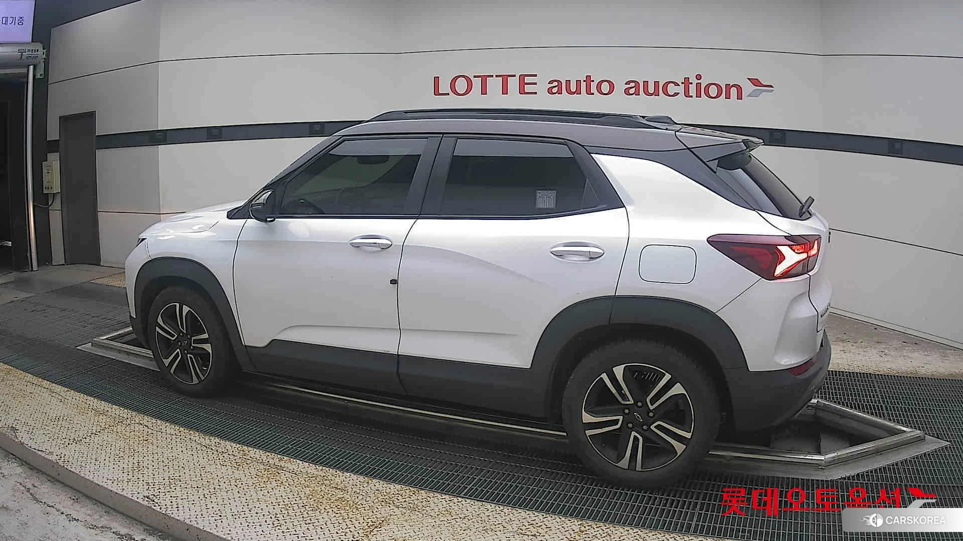 Korea G M TrailBlazer 1.35 Turbo FWD 2022 Белый из Кореи, фото 2