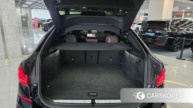 BMW 6 Series GT (G32) 2024 Черный из Кореи, фото 2