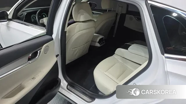 Hyundai The New Grandeur IG Hybrid 2021 Белый из Кореи, фото 2