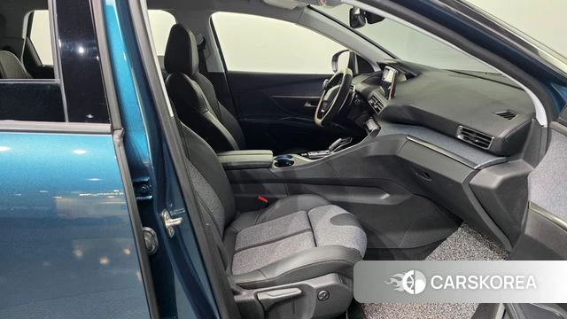 Peugeot 5008 second generation 2020 Синий из Кореи, фото 2