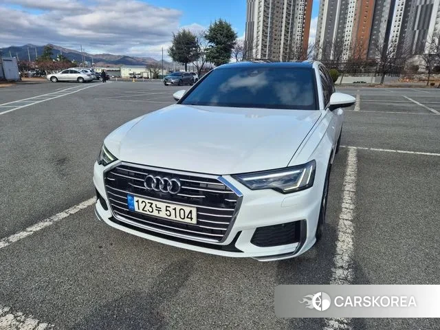 Audi A6 (C8) 2022 Белый из Кореи, фото 2