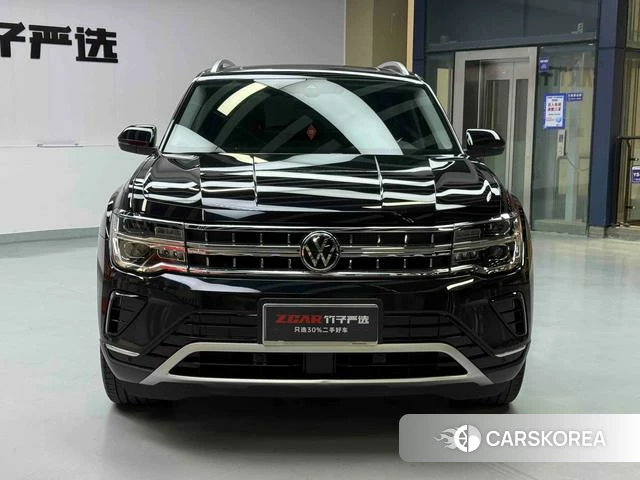 Volkswagen Tourang 2022 Черный из Китая, фото 2