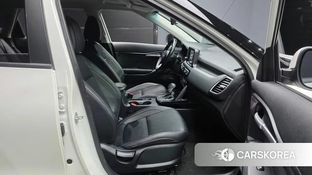 Kia Seltos 2021 Белый из Кореи, фото 2