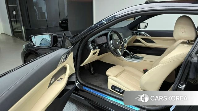 BMW 4 Series (G22) 2021 Черный из Кореи, фото 2