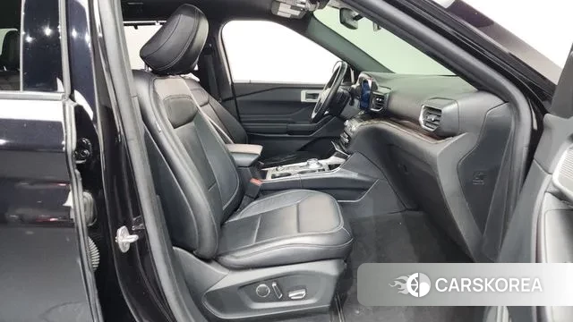 Ford Explorer 6th Generation 2020 Черный из Кореи, фото 2