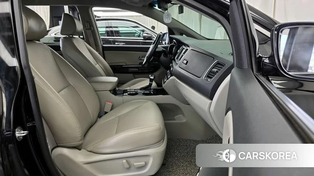 Kia The New Carnival 2020 Черный из Кореи, фото 2