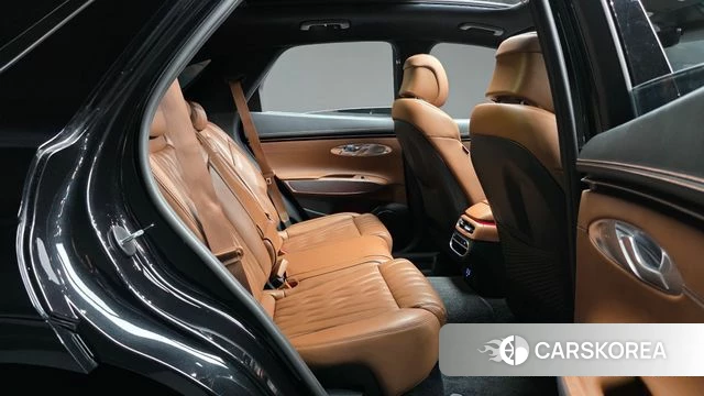 Genesis GV70 2023 Черный из Кореи, фото 2