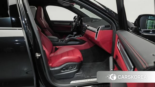 Porsche Cayenne (PO536) 2023 Черный из Кореи, фото 2