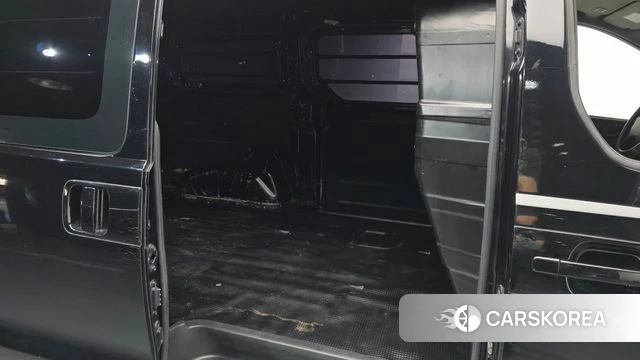 Hyundai The New Grand Starex 2018 Черный из Кореи, фото 2