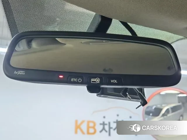 Hyundai The New Grand Starex 2019 Серебряный из Кореи, фото 2