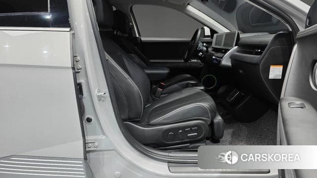 Hyundai Ionic 5 2022 Серебристо-серый из Кореи, фото 2