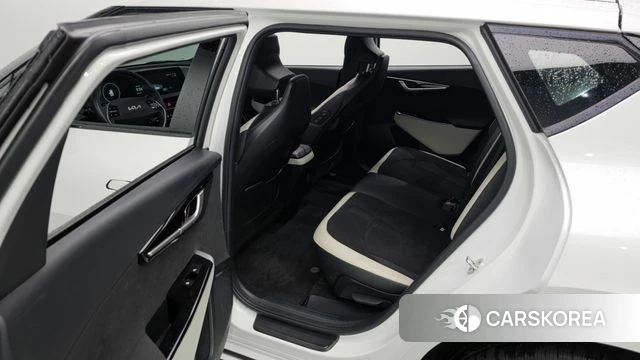 Kia EV6 2022 Белый из Кореи, фото 2