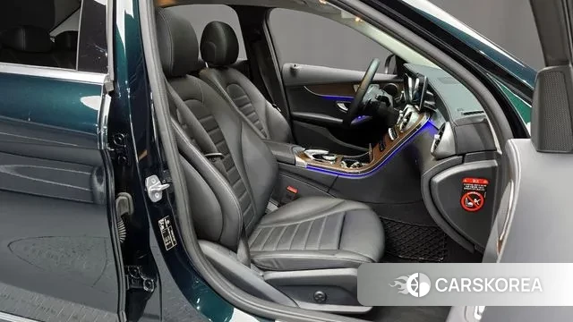 Mercedes-Benz C-Class W205 2019 Черный из Кореи, фото 2