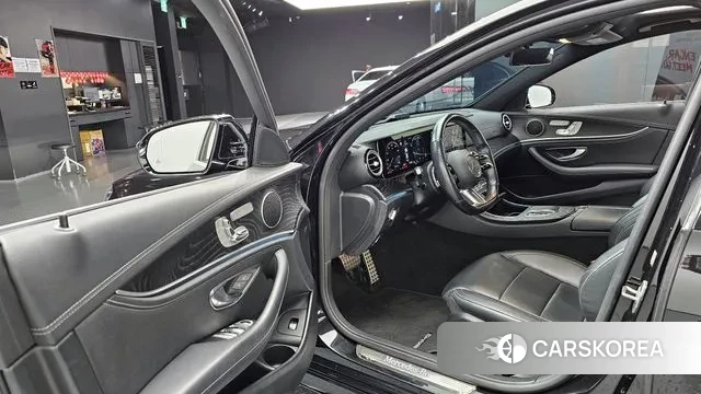 Mercedes-Benz E-Class W213 2020 Черный из Кореи, фото 2