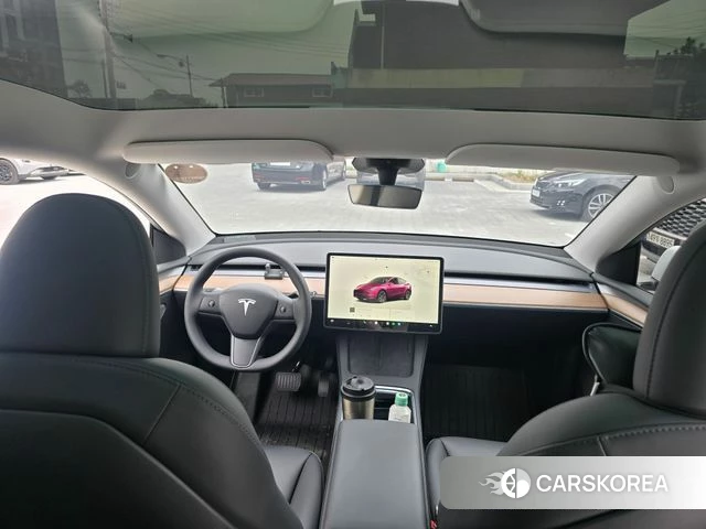 Tesla Model Y 2025 Белый из Кореи, фото 2