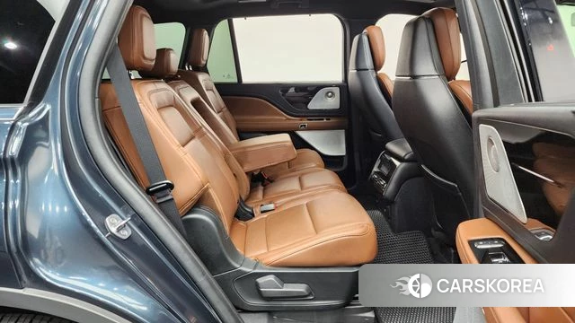 Lincoln Aviator 2nd generation 2023 Серый из Кореи, фото 2