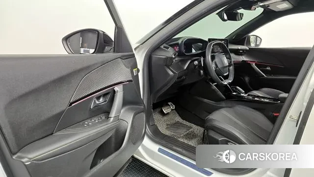 Peugeot 2008 Second generation 2021 Белый из Кореи, фото 2