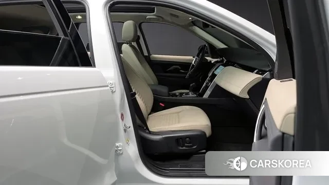 Land Rover Discovery Sports 2nd Generation 2022 Белый из Кореи, фото 2