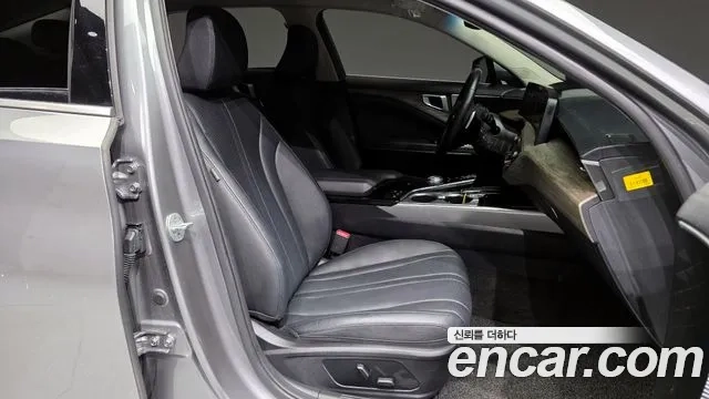 Kia K8 2022 Серебристо-серый из Кореи, фото 2