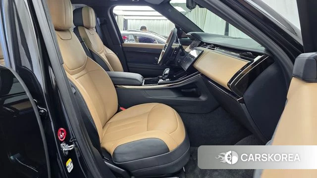 Land Rover Range Rover Sport 3rd Generation 2024 Черный из Кореи, фото 2