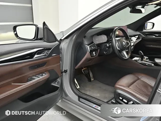 BMW 6 Series GT (G32) 2021 Серебристо-серый из Кореи, фото 2