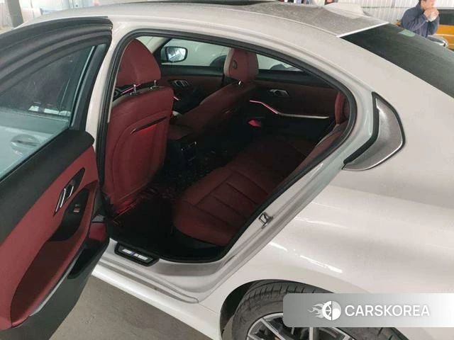 BMW 3 series 2023 Белый из Китая, фото 2