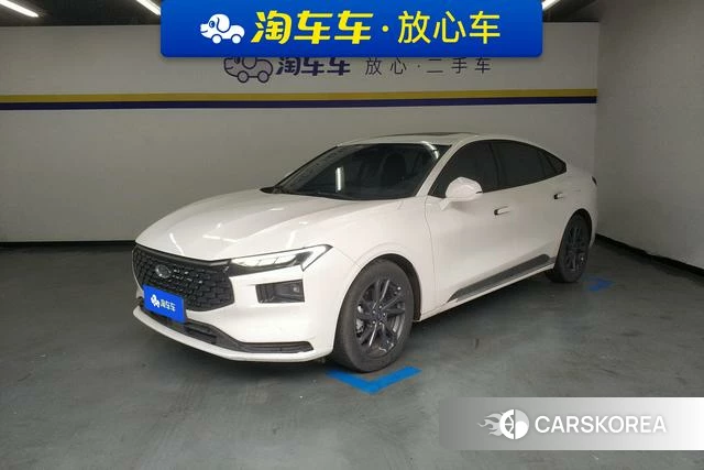 Ford Mondeo 2025 Белый из Китая, фото 2