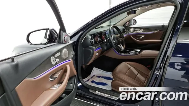 Mercedes-Benz E-Class W213 2019 Синий из Кореи, фото 2