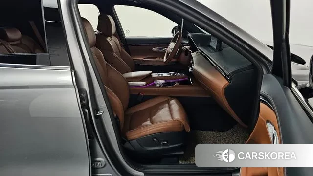 Genesis GV70 2021 Серый из Кореи, фото 2