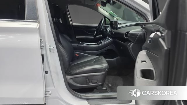 Hyundai The New Santa Fe 2022 Белый из Кореи, фото 2