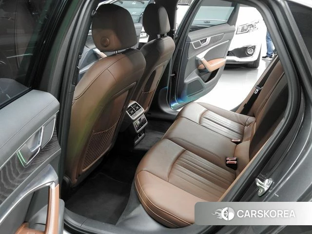 Audi A6 (C8) 2020 Серый из Кореи, фото 2