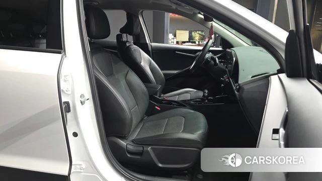 Kia Di Ol Nu Niro 2022 Белый из Кореи, фото 2