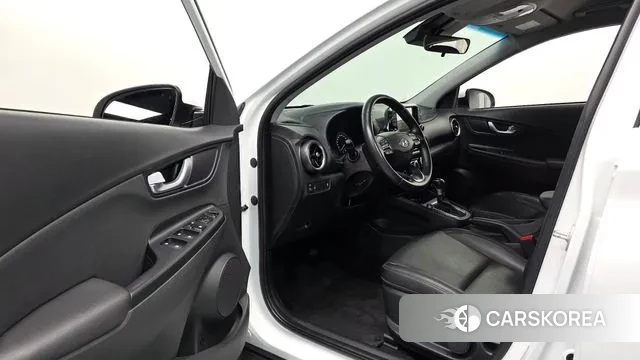 Hyundai The New Kona 2021 Белый из Кореи, фото 2