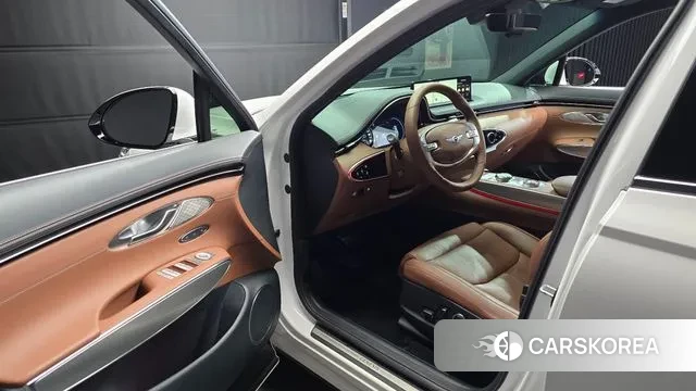 Genesis GV70 2023 Белый из Кореи, фото 2