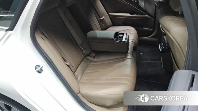 Kia K8 Hybrid 2023 Белый из Кореи, фото 2