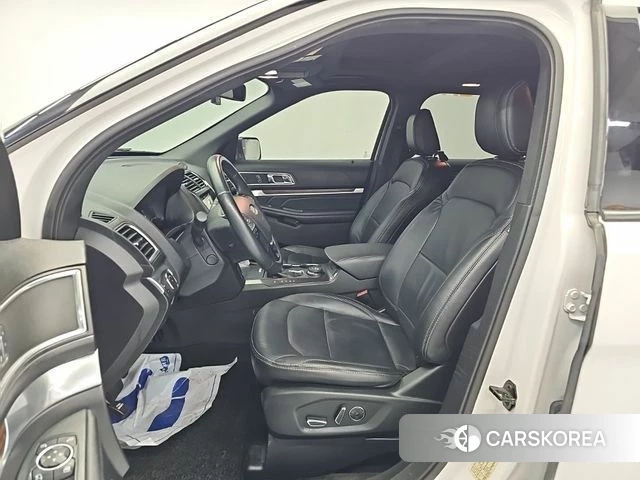 Ford Explorer 2018 Белый из Кореи, фото 2