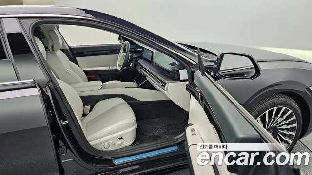 Hyundai Grandeur (GN7) id 2607016 из Кореи 2