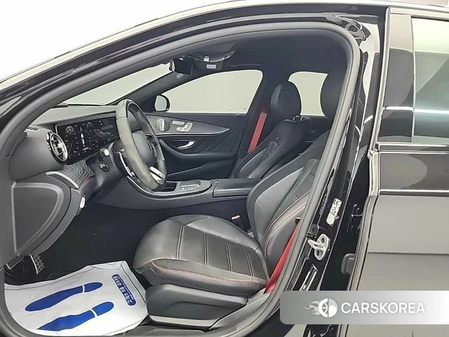 Mercedes-Benz E-Class W213 2022 Черный из Кореи, фото 2