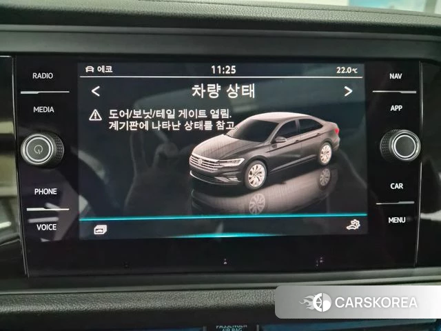 Volkswagen 7th Generation of Jetta 2024 Белый из Кореи, фото 2