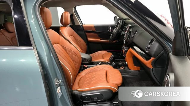 Mini Cooper S Countryman 2022 Темно-зеленый из Кореи, фото 2