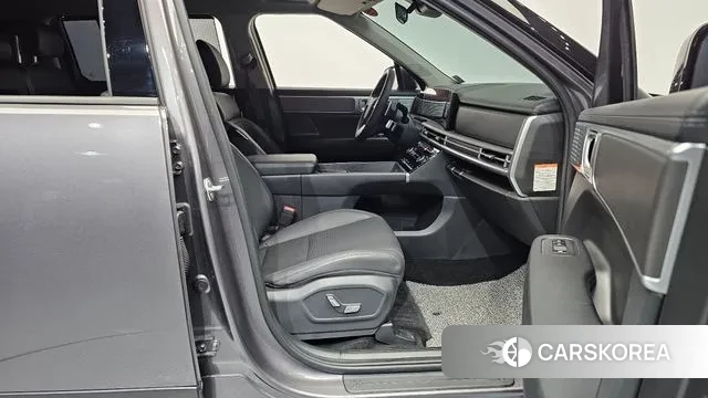 Hyundai Santa Fe (MX5) 2024 Серый из Кореи, фото 2