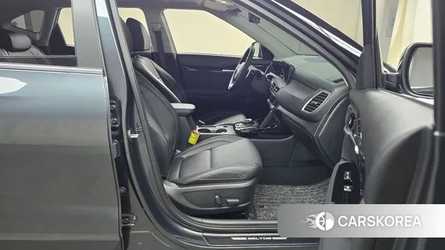 Kia The New Seltos 2024 Серый из Кореи, фото 2