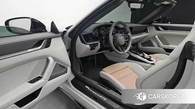 Porsche 911(992) 2023 Серебристо-серый из Кореи, фото 2