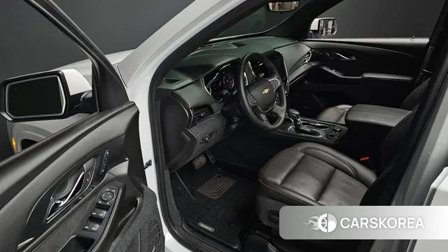 Chevrolet (GM Daewoo) Traverse 2023 Белый из Кореи, фото 2