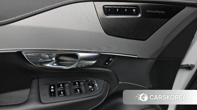 Volvo XC90 second Generation 2020 Белый из Кореи, фото 2