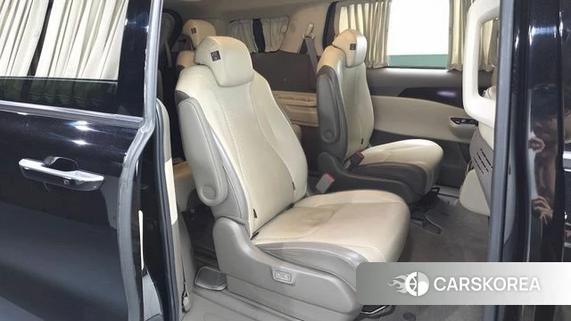 Kia Carnival 4th generation 2021 Черный из Кореи, фото 2